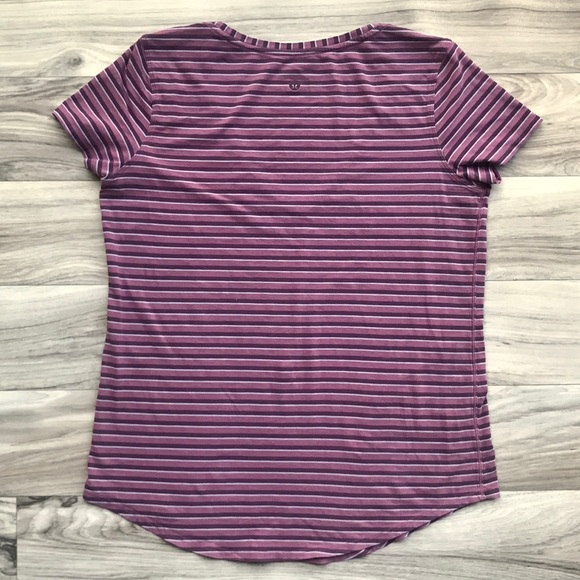 Lululemon V Neck Love Tee Striped Plum - Picture 7 of 12